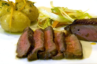 solomillo-ternera-patatas-provenzal