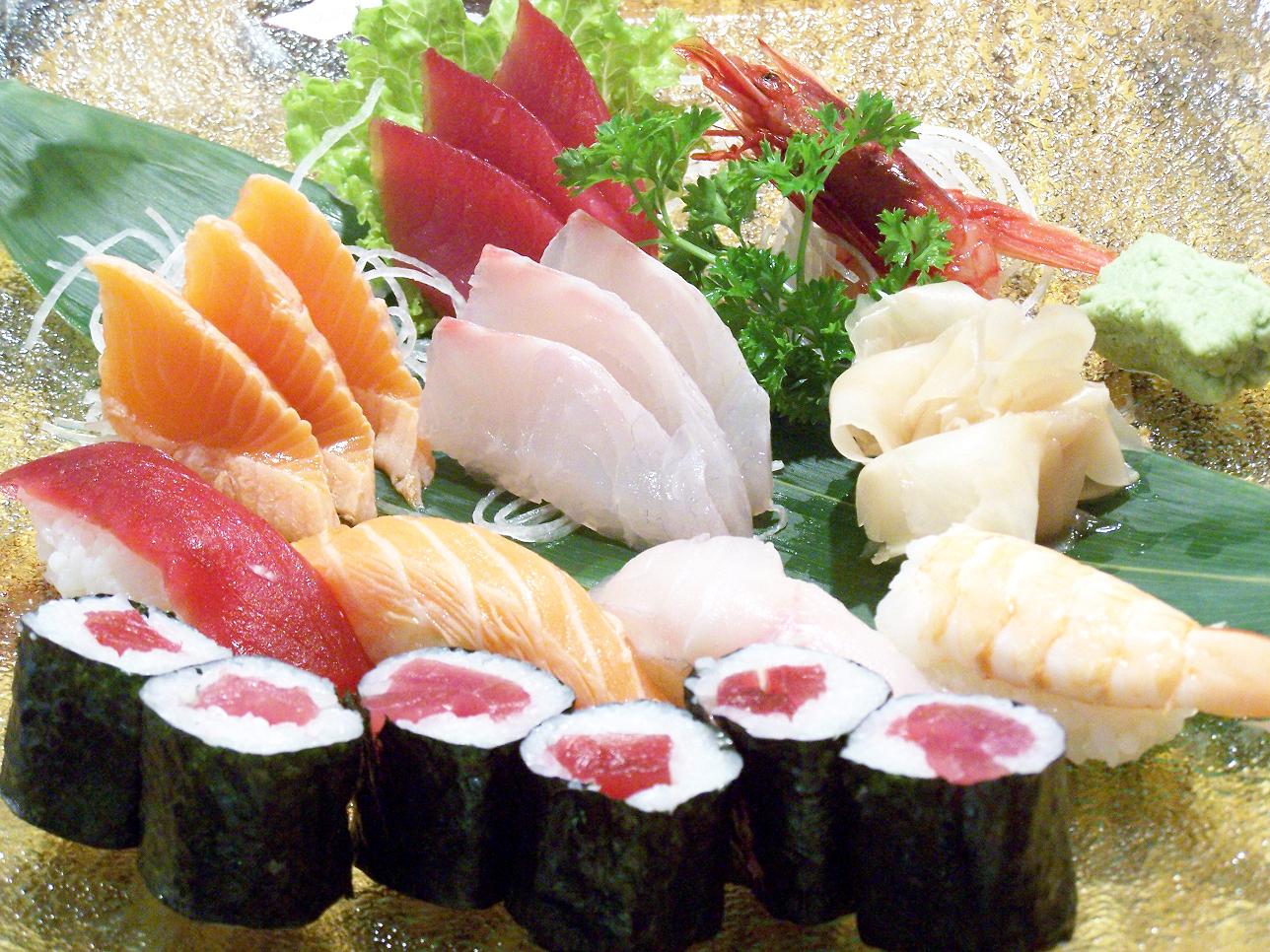 sushi-plato-de-origen-japones-5i sushi plato de origen japonés