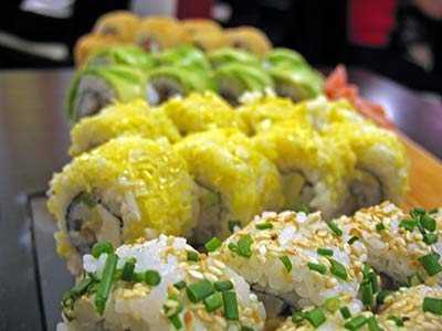 sushi-plato-de-origen-japones-6 sushi plato de origen japonés