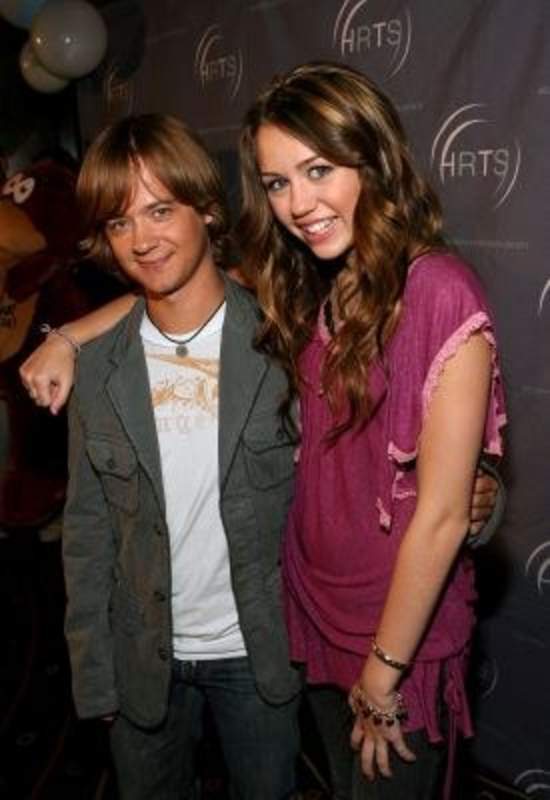 juego-de-camarero-con-hannah-montana-y-jackson-1 Juego de camarero con Hannah Montana y Jackson