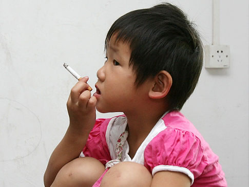 bebe fuma bebe fuma