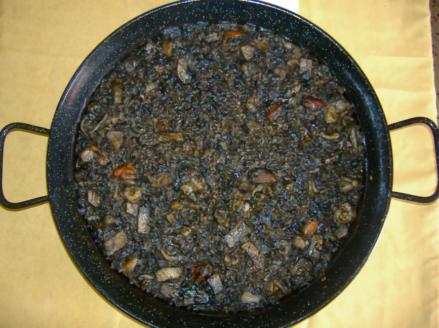 paella arroz negro