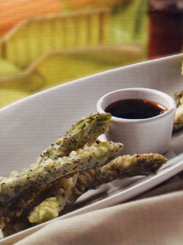 tempura esparragos verdes semillas amapola