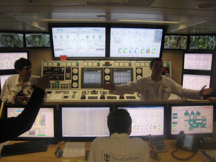 imagenes-funcionamiento-interno-barco-trasatlantico-27