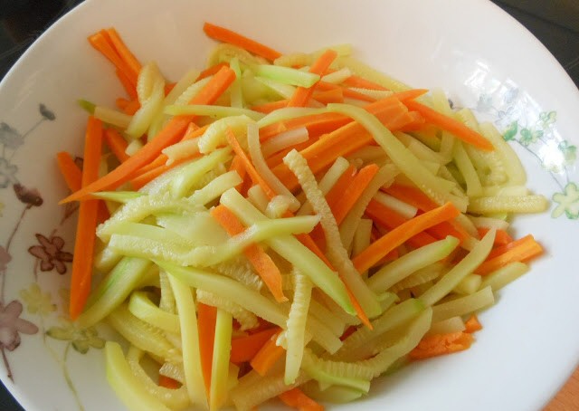 tallarines calabacin zanahoria